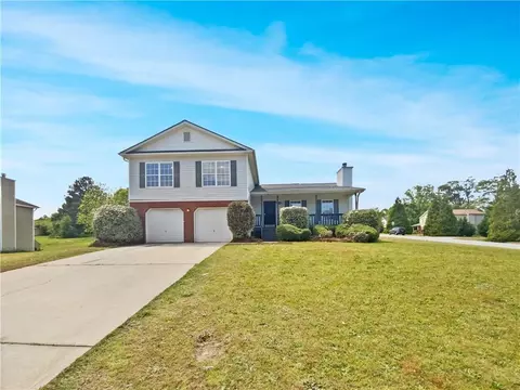 3863 Jackson Ln, Ellenwood, GA 30294