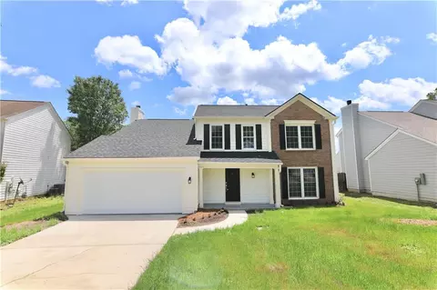2070 Eagle Nest Blf, Lawrenceville, GA 30044