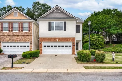 555 Woodland Park Ter, Lawrenceville, GA 30043