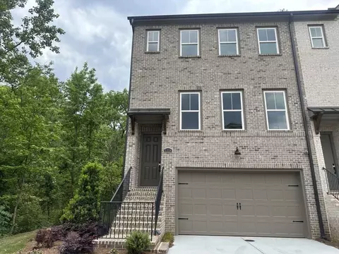 2220 W Village Ln, Smyrna, GA 30080