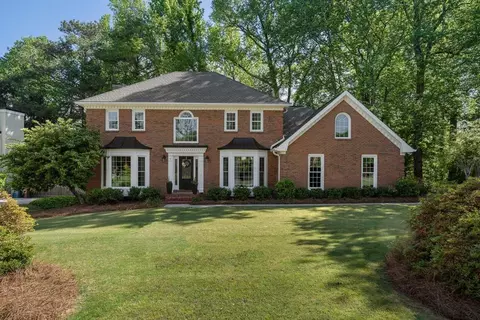 2155 Fairfax Dr, Alpharetta, GA 30009