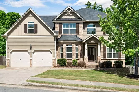 465 Red Fox Dr, Dallas, GA 30157