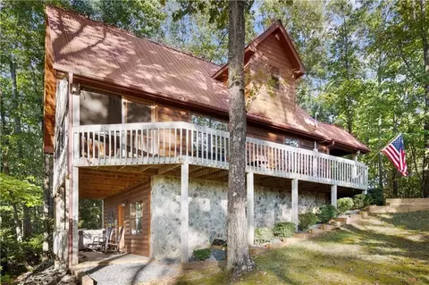 379 Sugar Mountain Rd, Blue Ridge, GA 30513