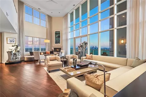 2881 Peachtree Rd NE #2403, Atlanta, GA 30305