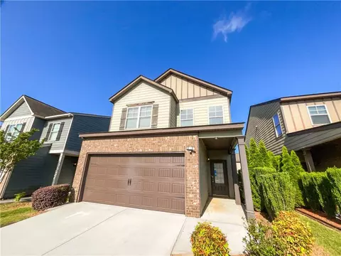 1100 Lassie Ln, Fairburn, GA 30213
