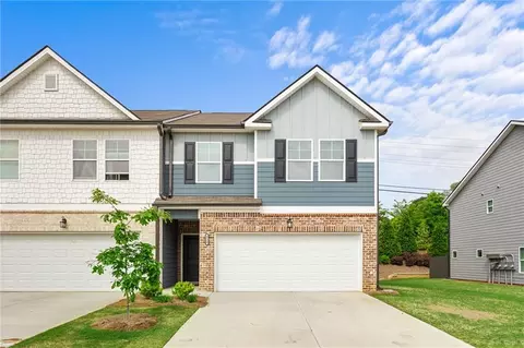 4520 Rutledge Dr, Oakwood, GA 30566