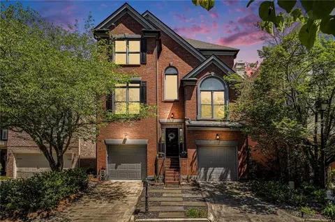 2482 Manor Walk, Decatur, GA 30030