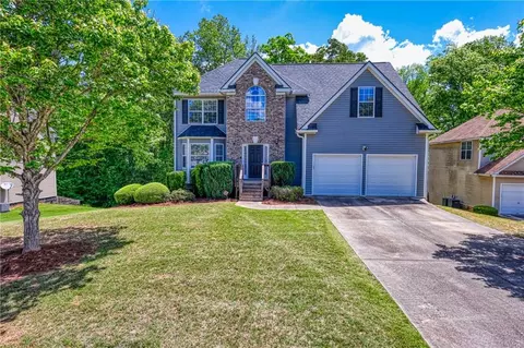 4492 Waving Willow Ct, Douglasville, GA 30135