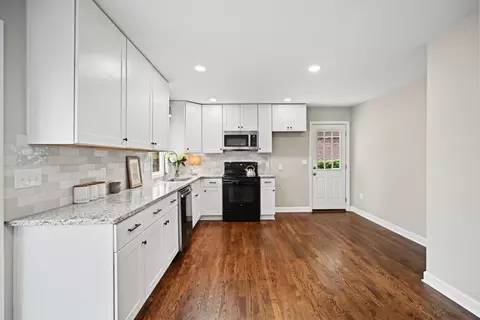 1979 Penelope St NW, Atlanta, GA 30314