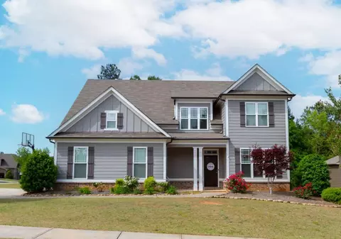 1033 Ruddy Duck Dr, Jefferson, GA 30549