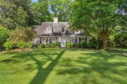 2426 Woodward Way NW, Atlanta, GA 30305