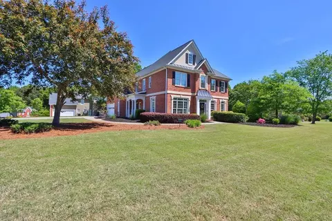 2390 Amberbrook Ln, Grayson, GA 30017 photo 2