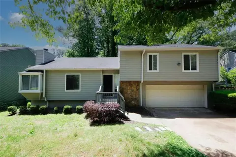 4263 Central Dr, Stone Mountain, GA 30083