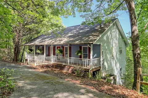 59 Estate Dr, Clayton, GA 30525