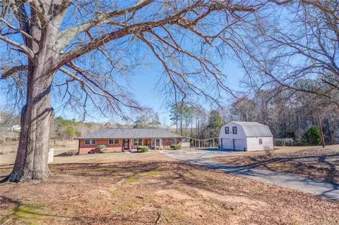1002 Covered Bridge Rd, Covington, GA 30016 photo 5