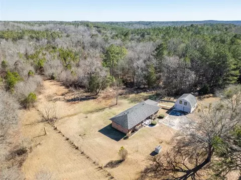 1002 Covered Bridge Rd, Covington, GA 30016 photo 3