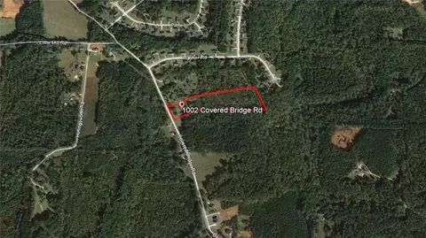 1002 Covered Bridge Rd, Covington, GA 30016 photo 4