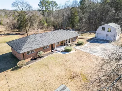 1002 Covered Bridge Rd, Covington, GA 30016
