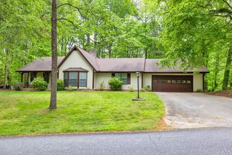 3120 Lake Ranch Dr, Gainesville, GA 30506