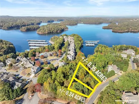 3515 Water Front Dr, Gainesville, GA 30506