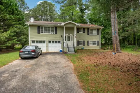 18 Simpson Dr NE, Kennesaw, GA 30144