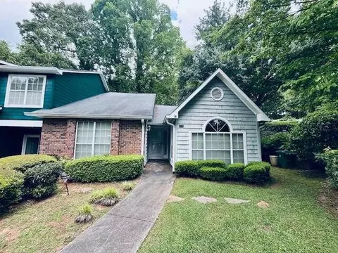 1115 Old Saybrook Ct, Stone Mountain, GA 30083