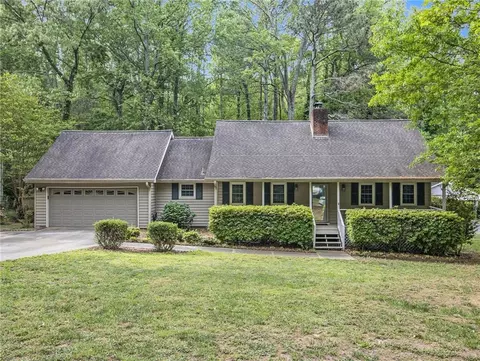 1539 Kon Tiki Ln, Jonesboro, GA 30236