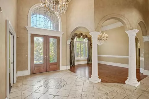 Entry Way - 6020 E Andechs Smt, Johns Creek, GA 30097 photo 2 of 3