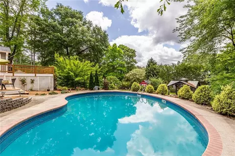 4817 W Mceachern Woods Dr, Powder Springs, GA 30127