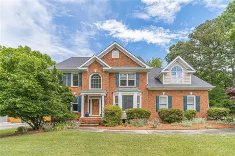 784 Brentmead Dr, Lawrenceville, GA 30044