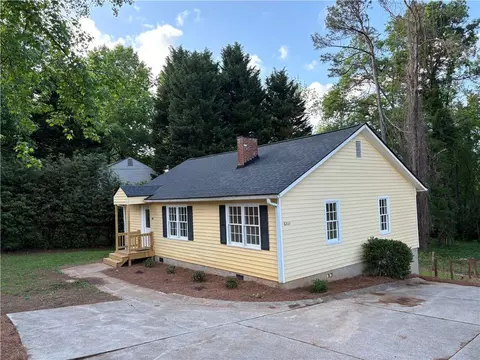 8200 Chicago Ave, Douglasville, GA 30134