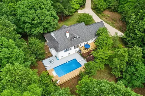 5001 Lazy Acres Dr, Douglasville, GA 30135