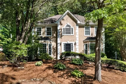 4817 Thornwood Dr NW, Acworth, GA 30102