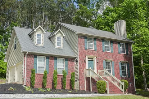 1664 Summit Place Way, Loganville, GA 30052