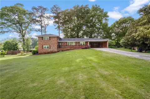 1733 E Lake Dr, Marietta, GA 30062
