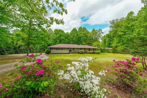 4880 Patterson Ln, Gainesville, GA 30506