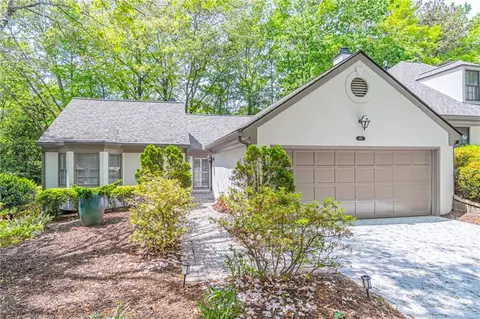 495 Greenlaurel Dr, Sandy Springs, GA 30342