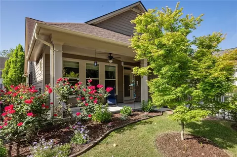 814 Rockford Commons Dr SW, Marietta, GA 30064