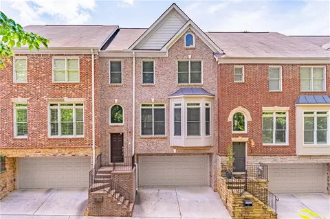 5557 Julian Pl, Sandy Springs, GA 30342