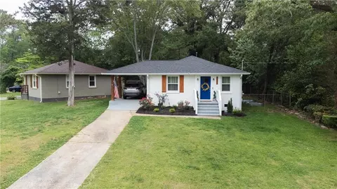 2132 Miriam Ln, Decatur, GA 30032
