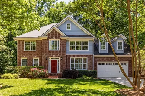 4563 Holliston Rd, Dunwoody, GA 30360