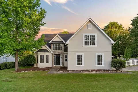 1604 Oak Trace Cir, Grayson, GA 30017