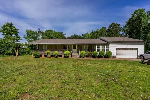 4925 Burruss Mill Rd, Cumming, GA 30041