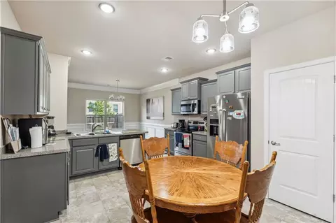 2622 Lovejoy Crossing Ln, Hampton, GA 30228 photo 13