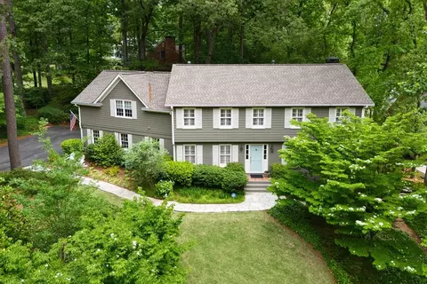 815 Glenairy Dr, Sandy Springs, GA 30328