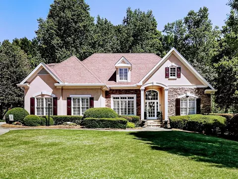 4734 Oakleigh Manor Dr, Powder Springs, GA 30127