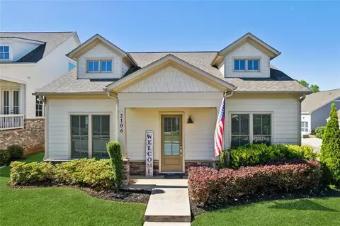 2106 Raylyn Dr, Woodstock, GA 30188