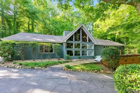5280 Forest Brook Pkwy, Marietta, GA 30068