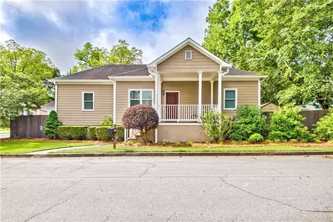 1520 Vesta Ave, College Park, GA 30337