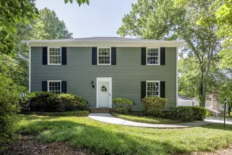 5477 Woodsong Trl, Dunwoody, GA 30338